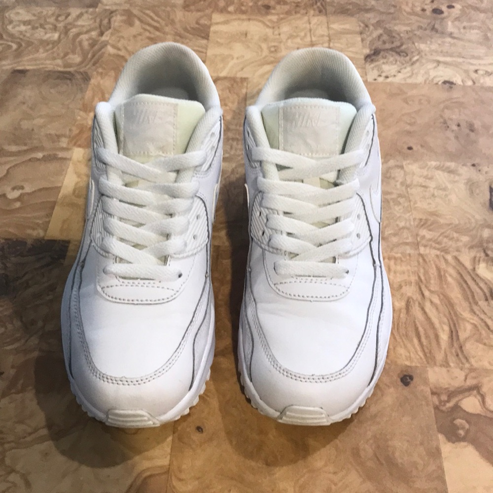 Authentic Nike Air Max 90